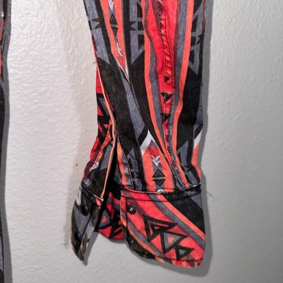 Rock and Roll Cowboy Aztec Print button down Shirt men’s size small - Picture 7 of 12